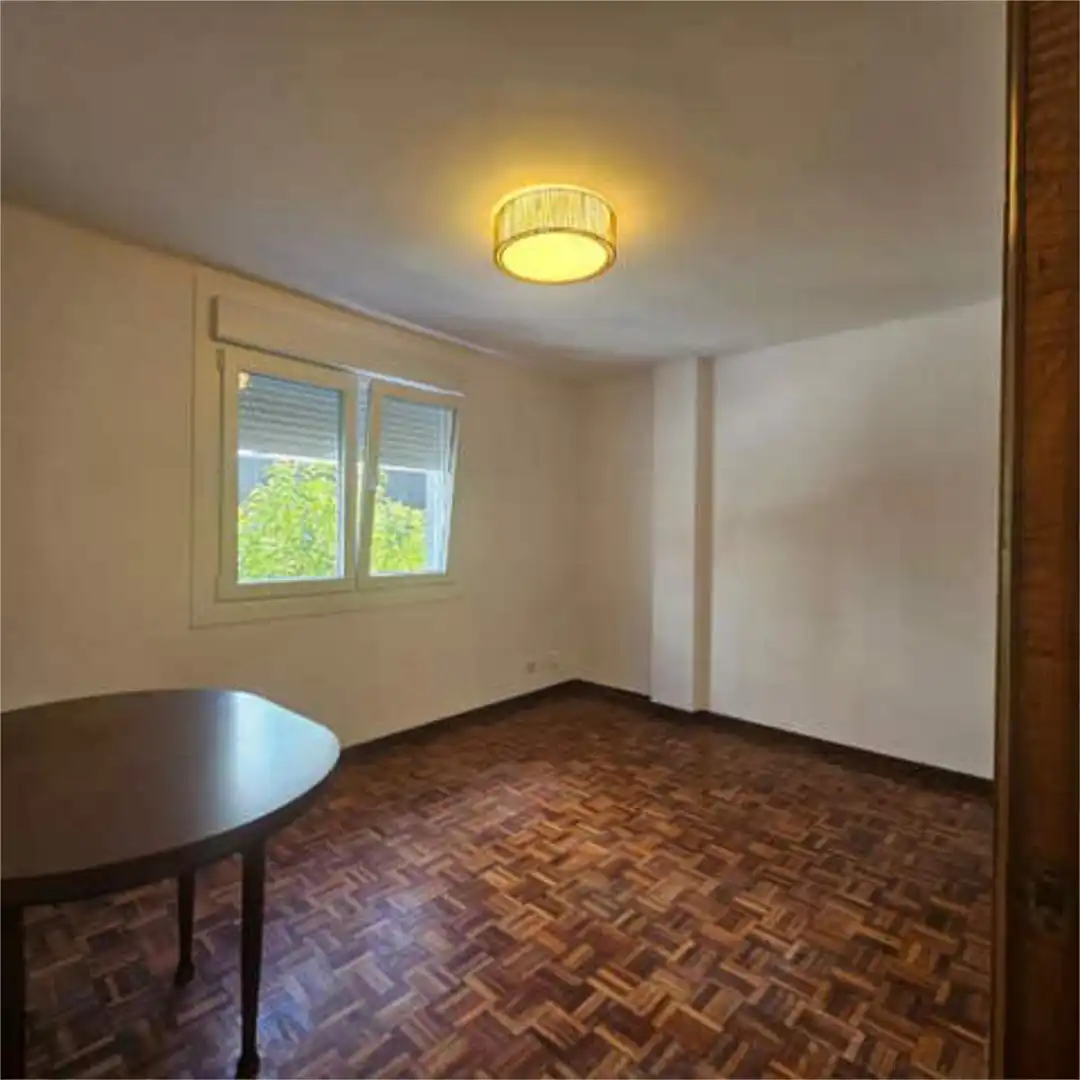 Piso de 70 m² en Vigo