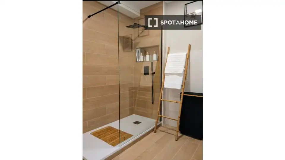 Habitación 92 m², Granada