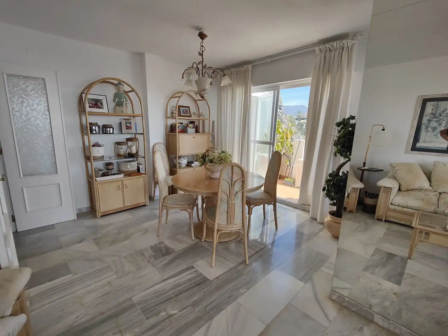 Piso de 120 m² en Almuñécar
