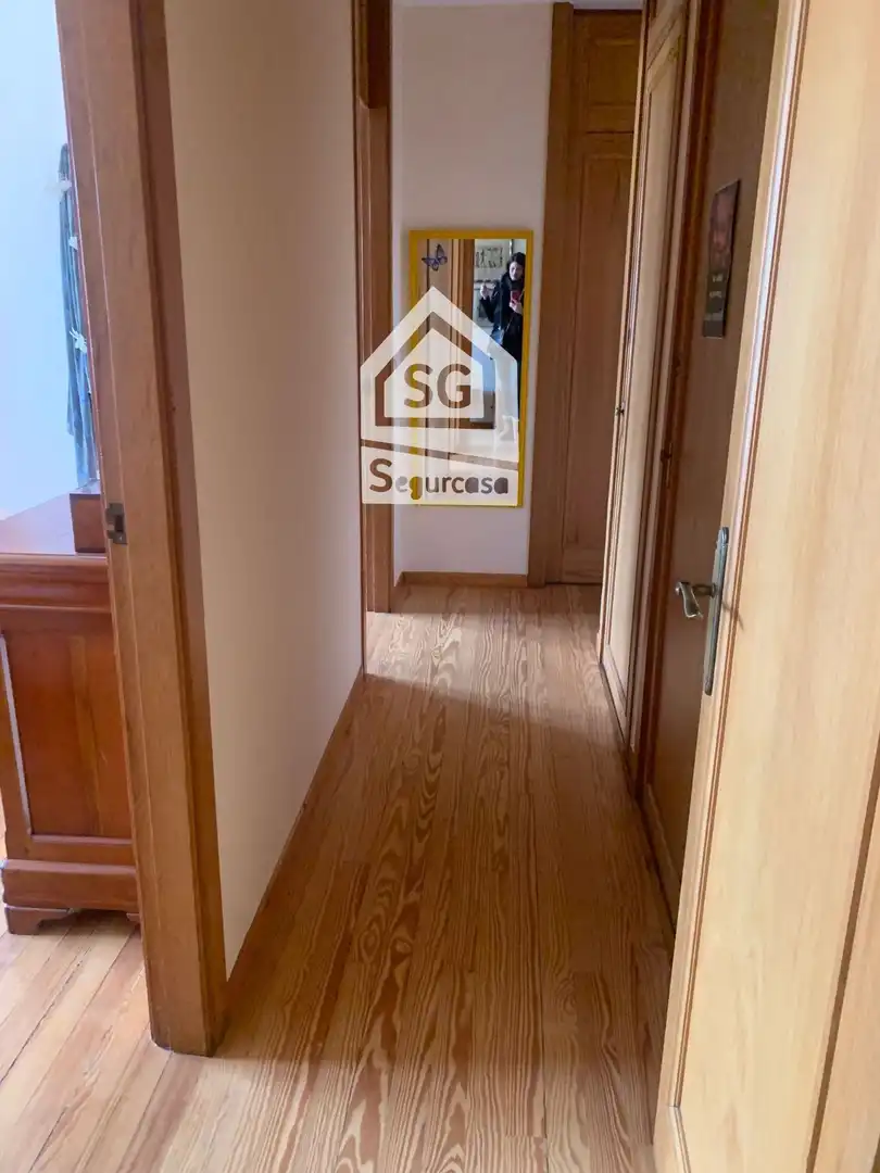 Piso de 229 m² en Ourense