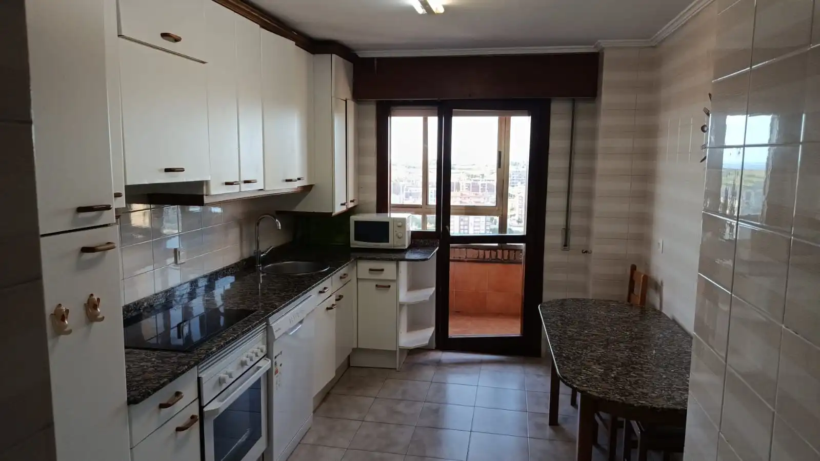 Piso de 100 m² en Santander