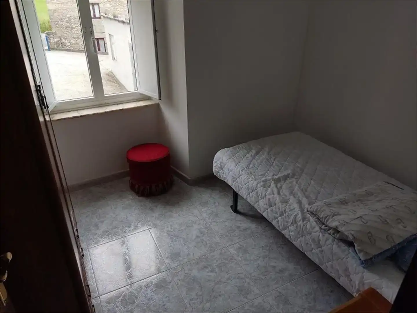 Piso de 300 m² en Xove
