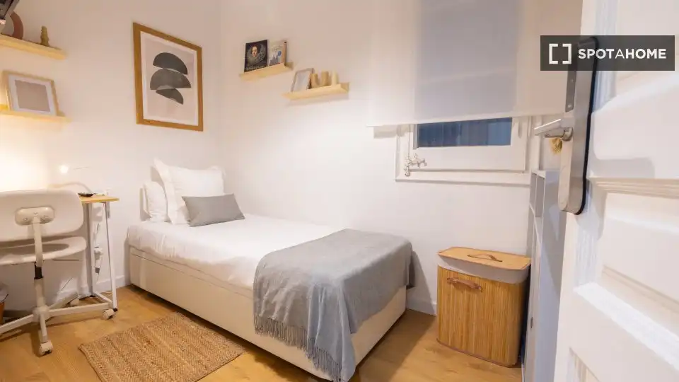 Habitación 72 m², Barcelona