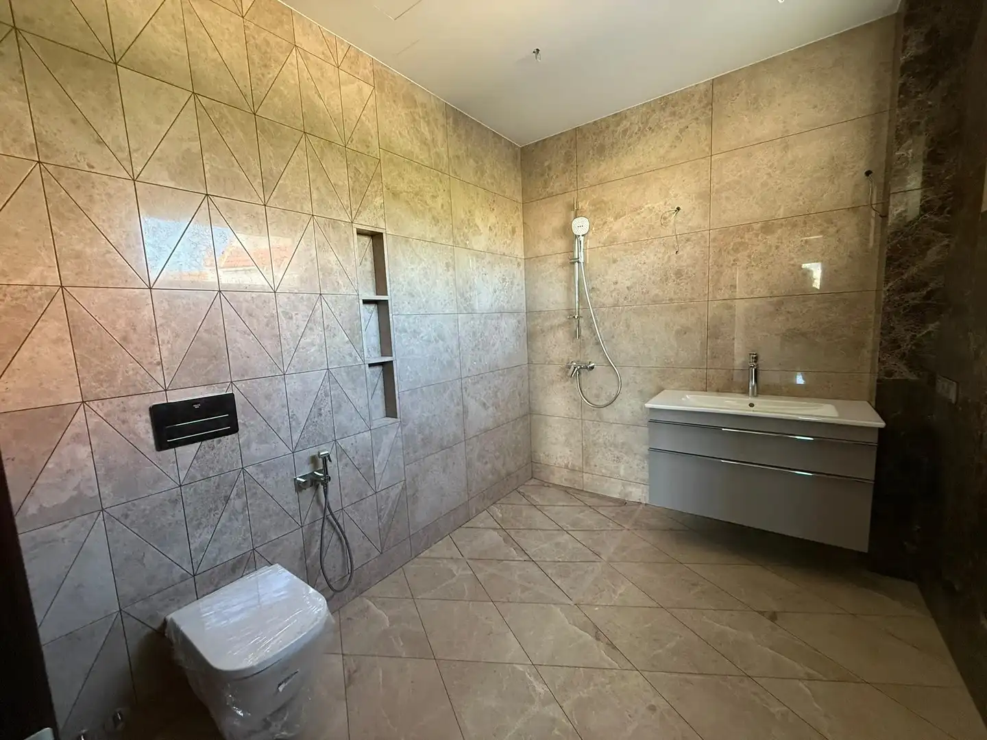 Будинок 1100 м² у Torrevieja
