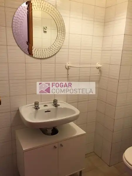 Piso de 90 m² en Santiago de Compostela