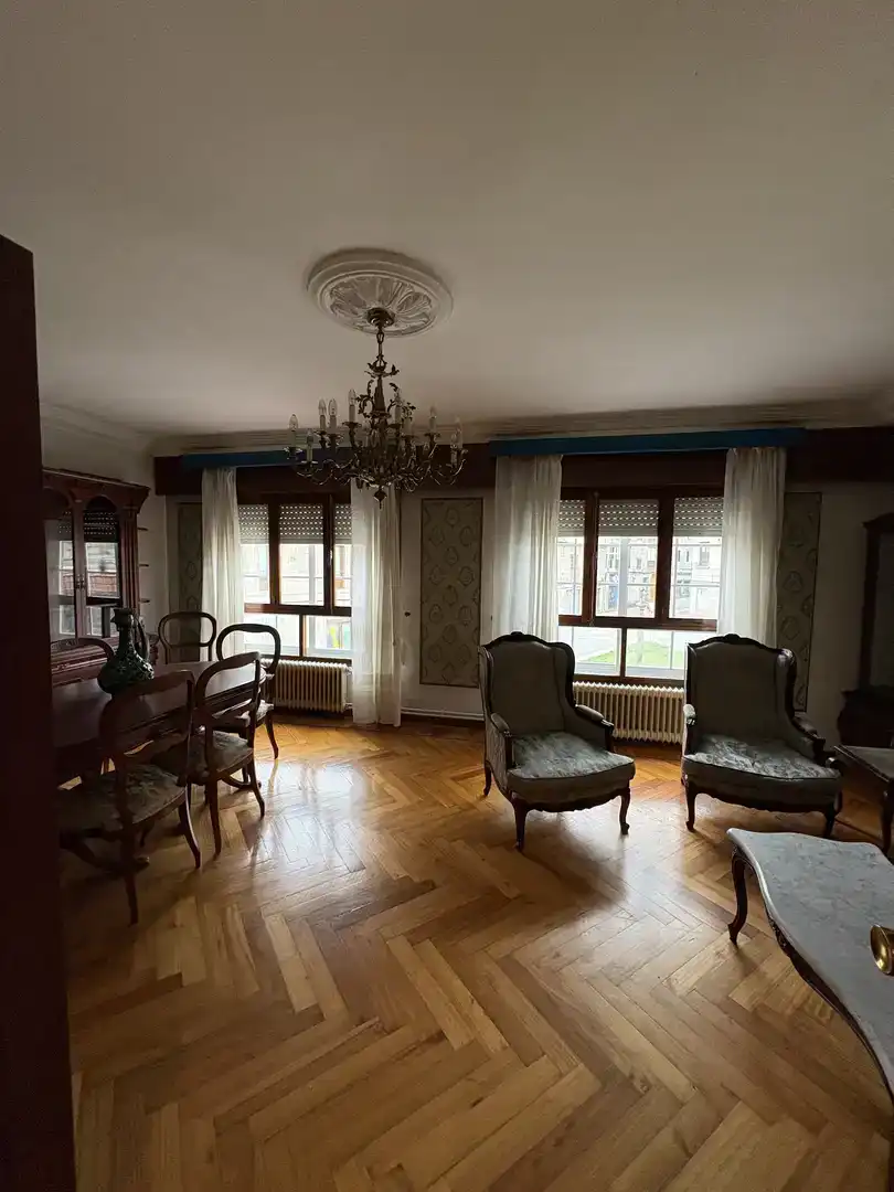 Piso de 120 m² en Pontevedra