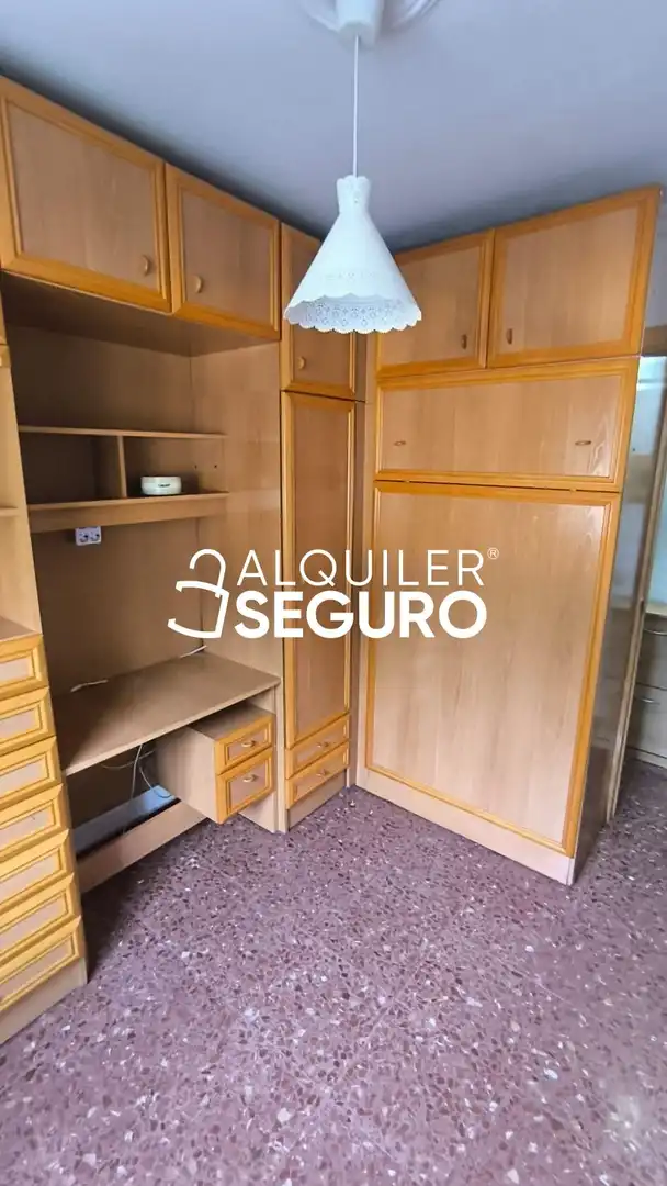 Piso de 80 m² en Sevilla