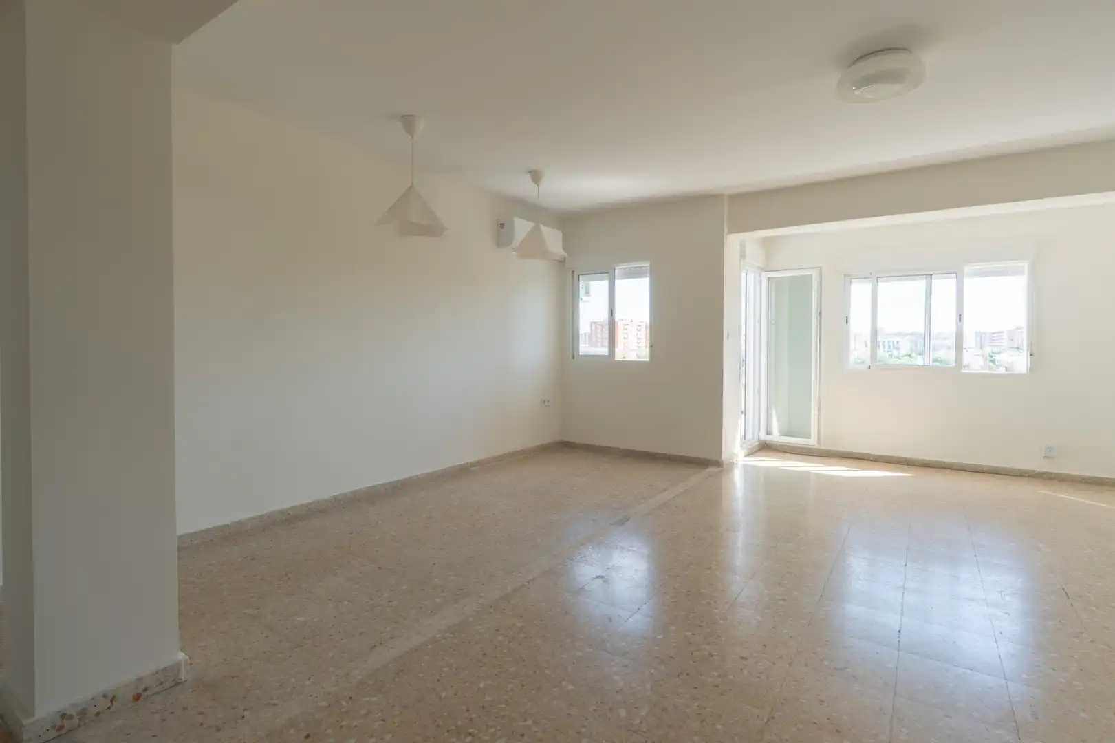 Wohnung 88 m² in Valencia