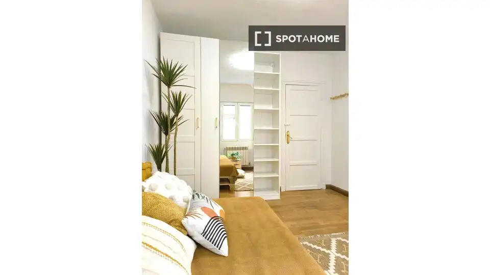 Habitación 143 m², Pamplona