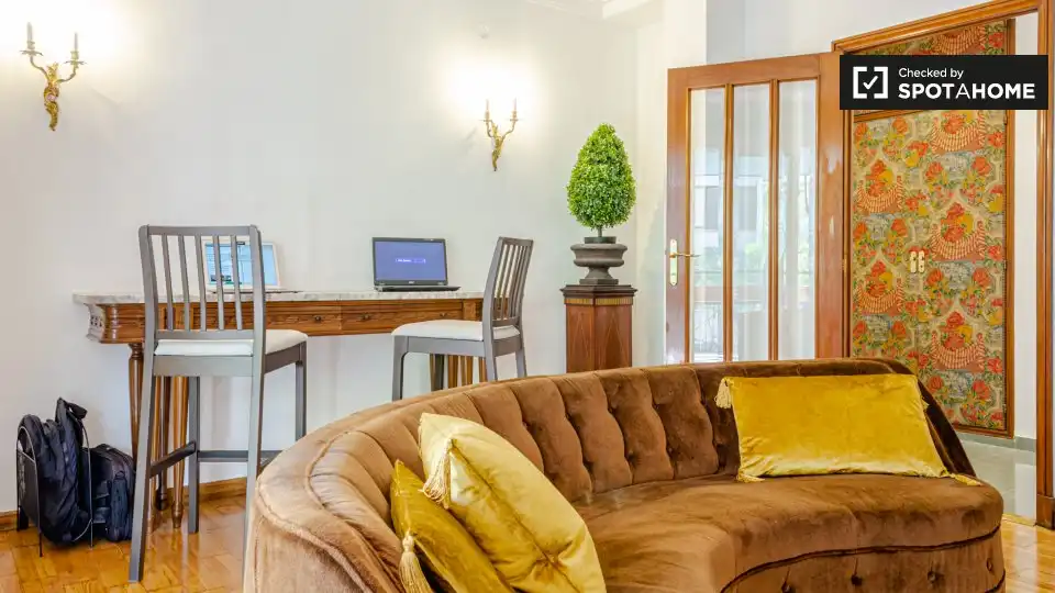 Habitación 250 m², Valencia