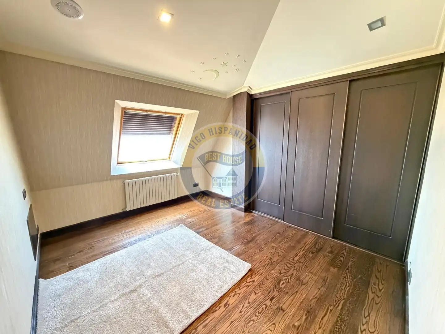 Piso de 250 m² en Vigo