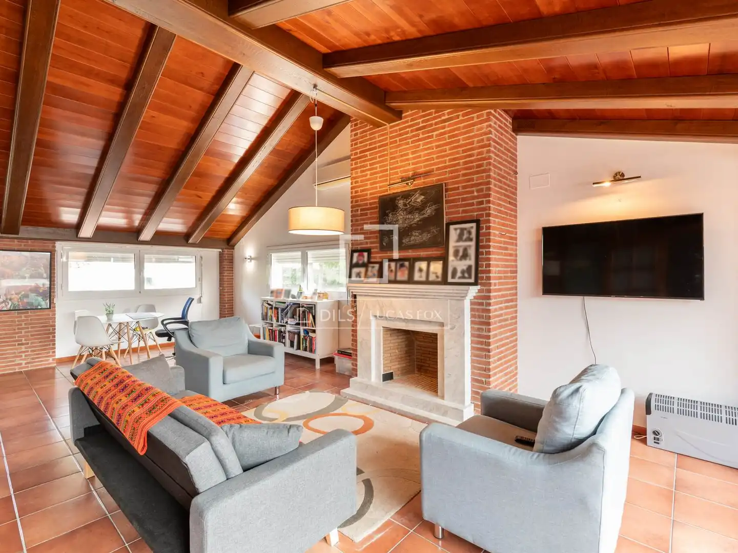 Casa de 406 m² en Castelldefels
