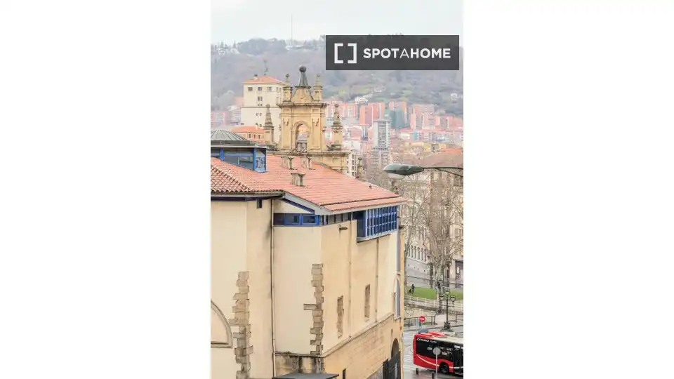 Habitación 105 m², Bilbao