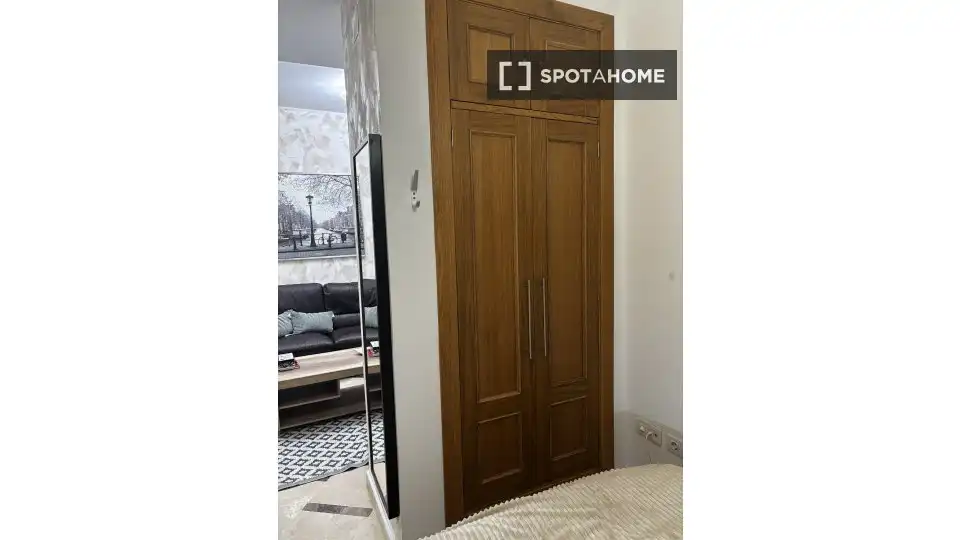 Habitación 46 m², Sevilla