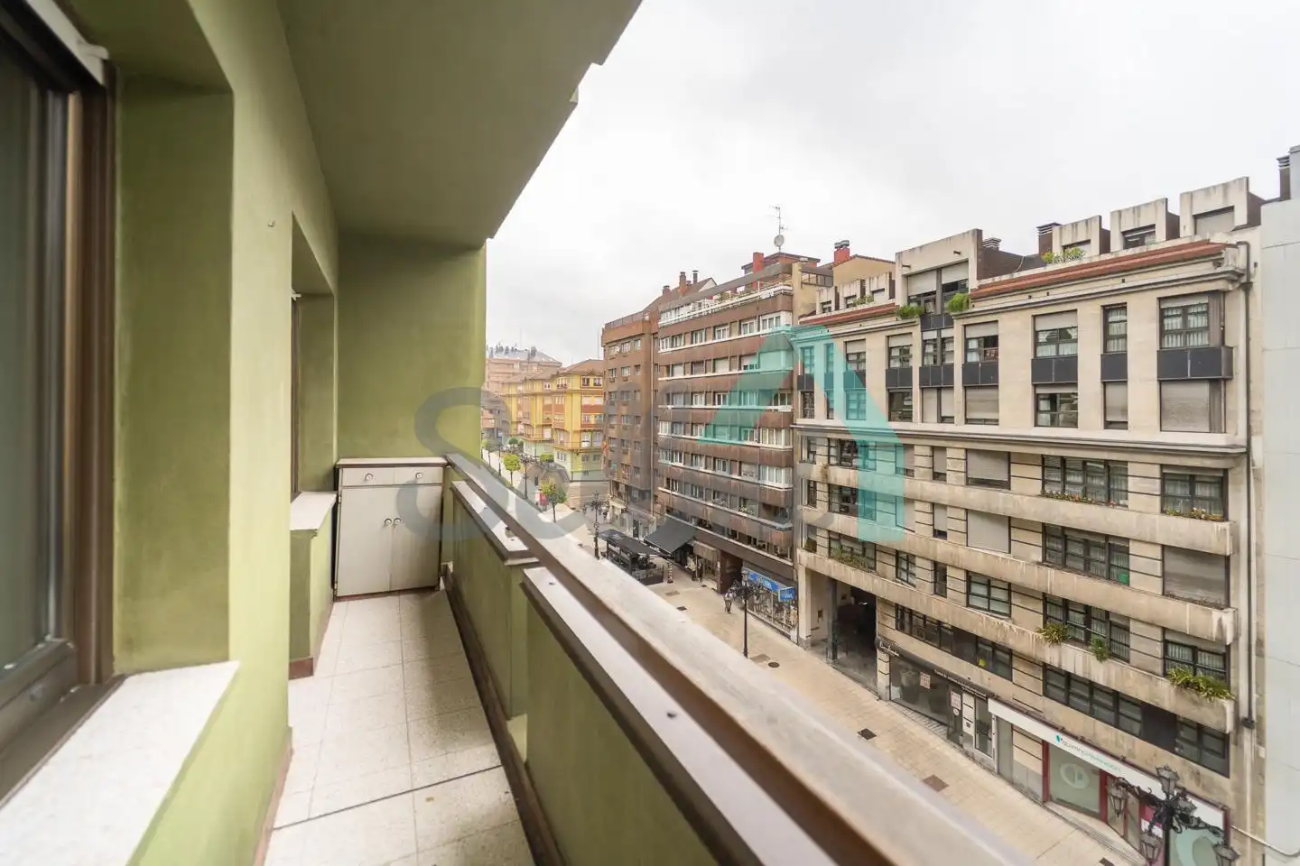 Piso de 107 m² en Oviedo