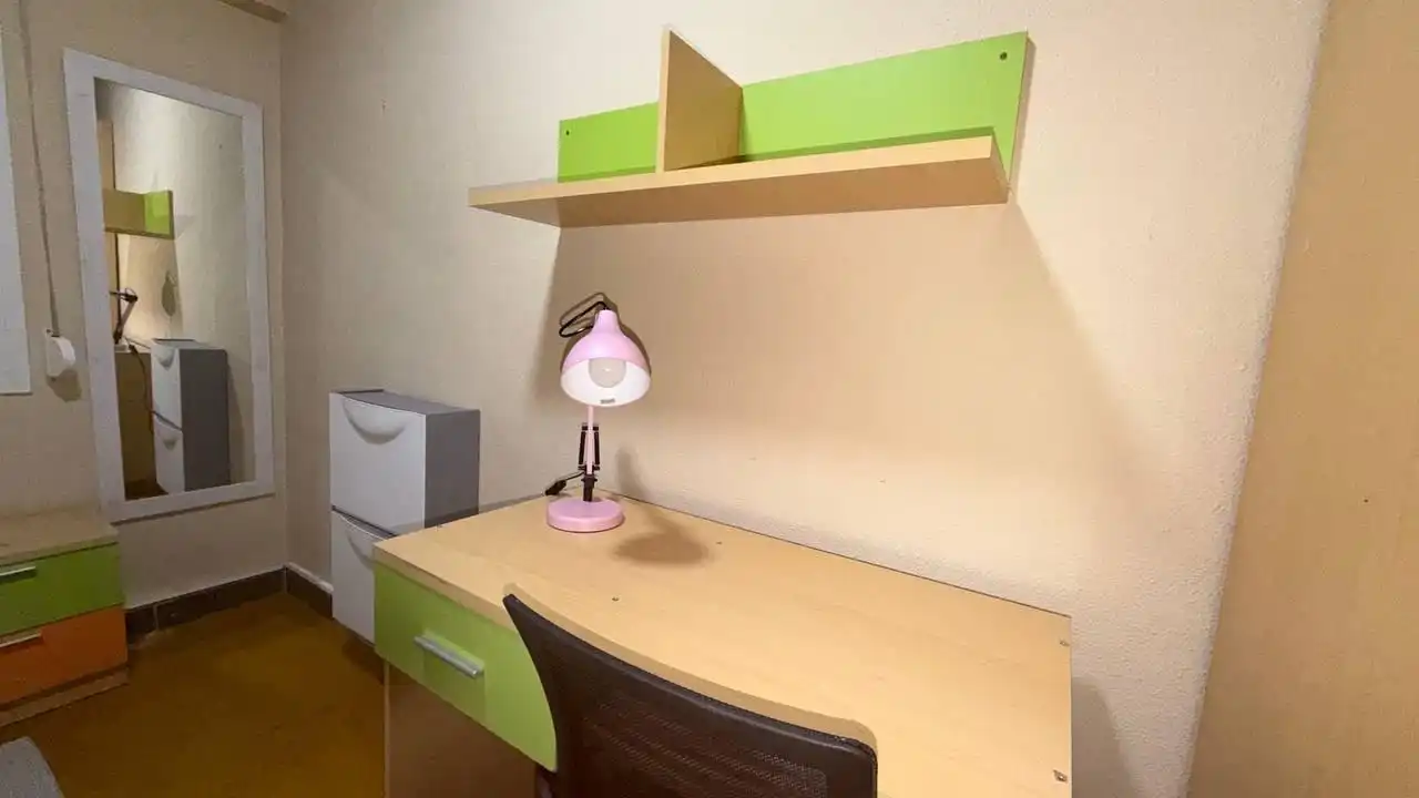 Piso de 95 m² en Ourense