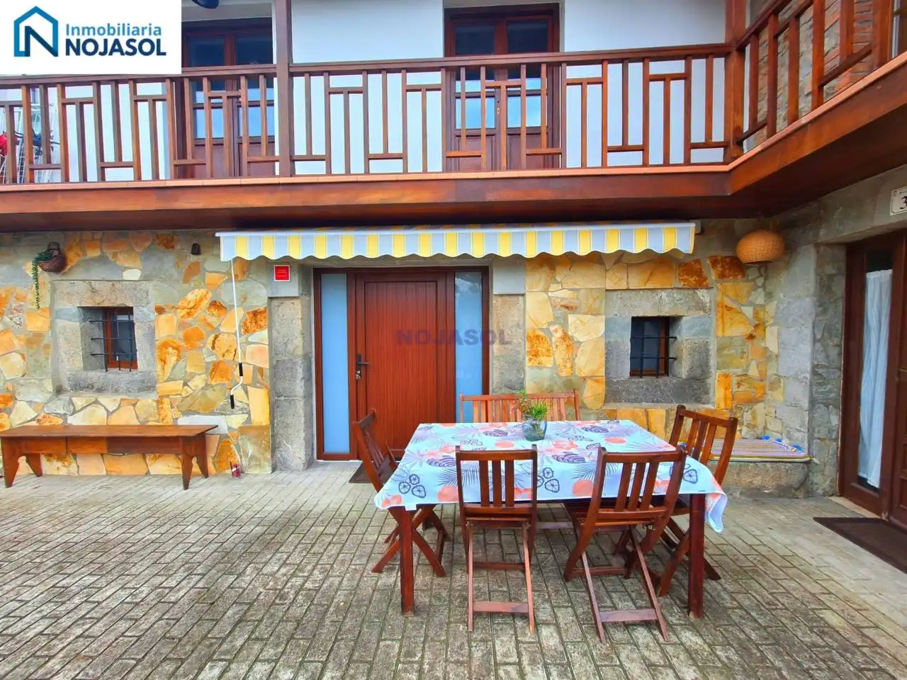 Casa de 160 m² en Arnuero