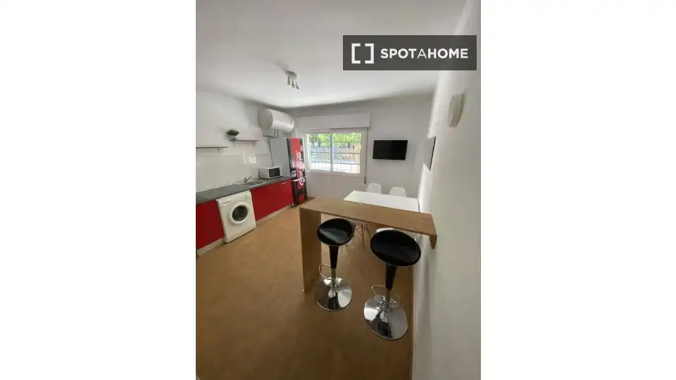 Habitación 92 m², Sevilla