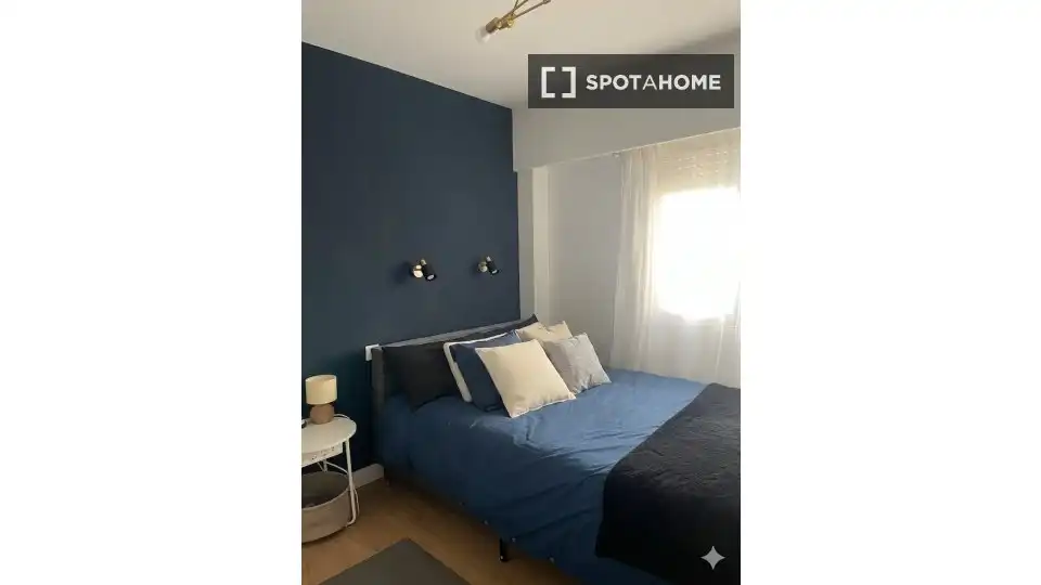 Habitación 90 m², Dénia
