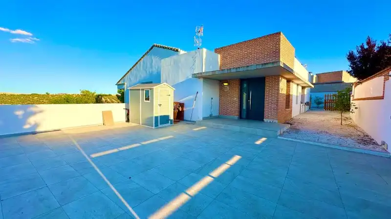 Piso de 882 m² en Argés
