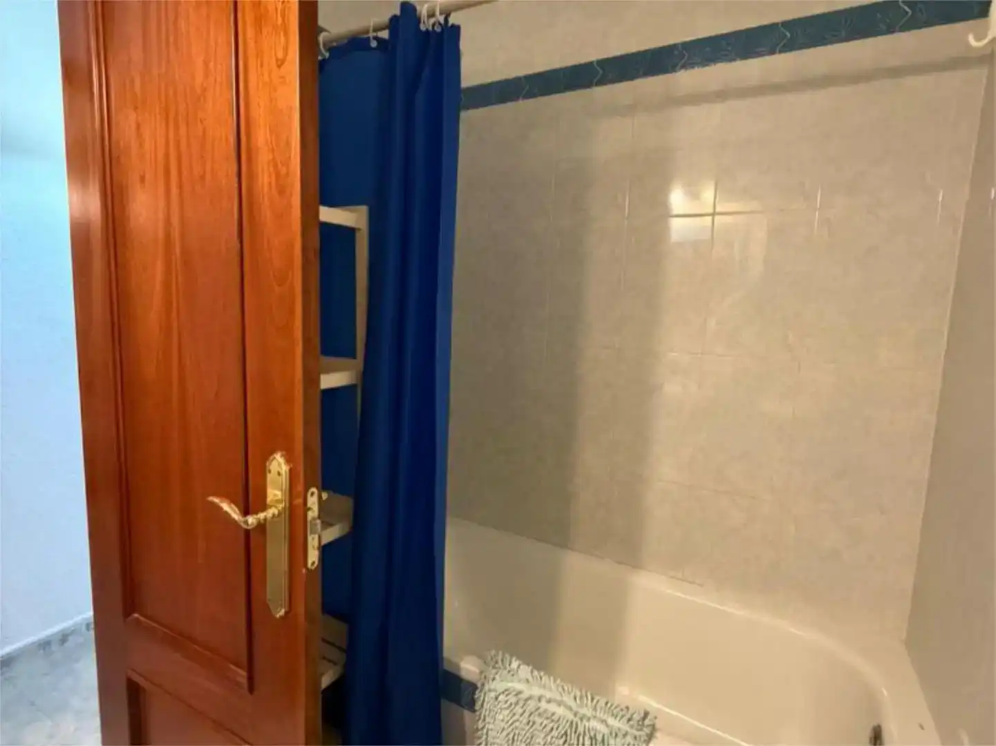 Piso de 100 m² en Aldeacentenera