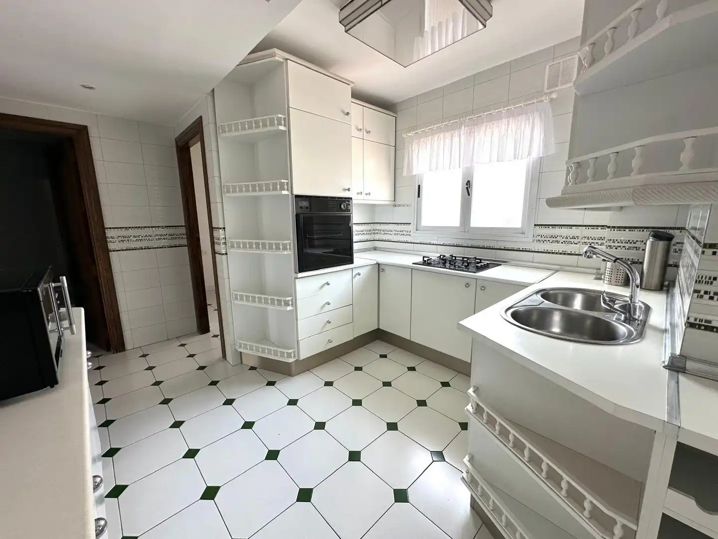 Piso de 200 m² en Granada