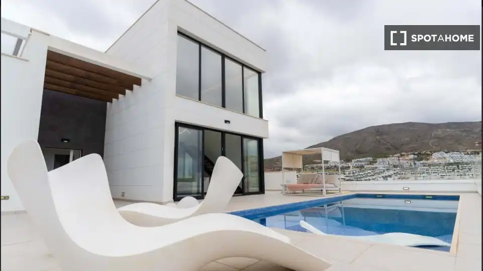 Habitación 315 m², Finestrat