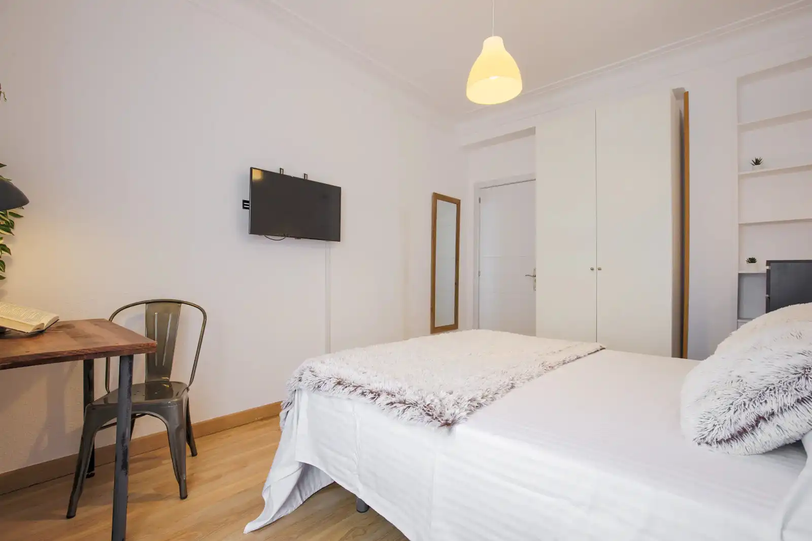 Room for rent, Madrid