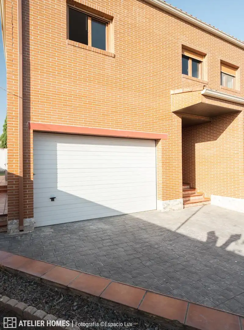 Casa de 201 m² en Cuarte de Huerva