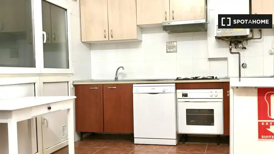 Habitación 207 m², Bilbao