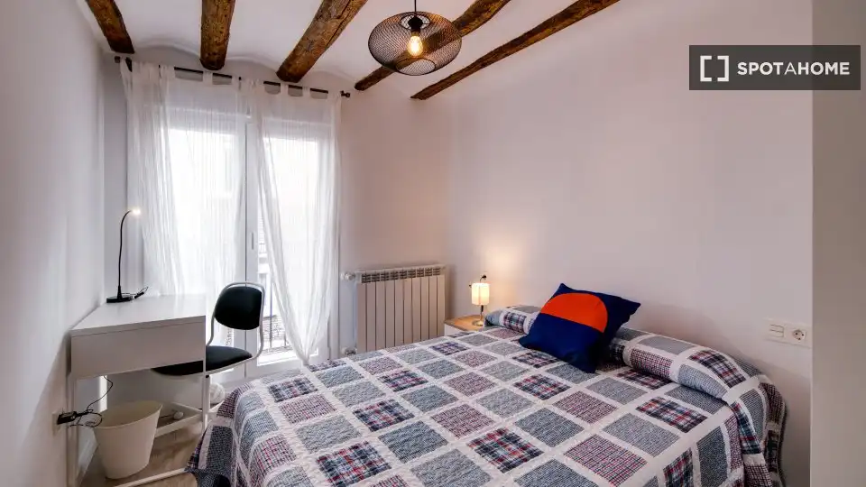 Habitación 63 m², Zaragoza