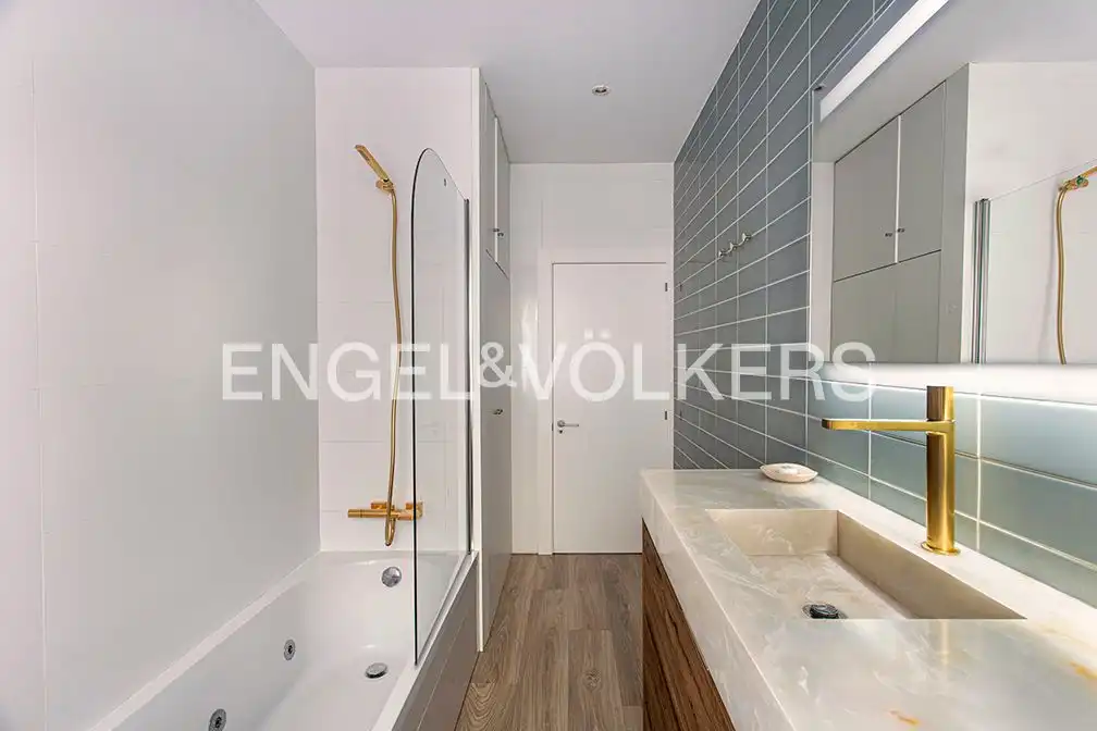 Appartamento 136 m² a Gijón / Xixón