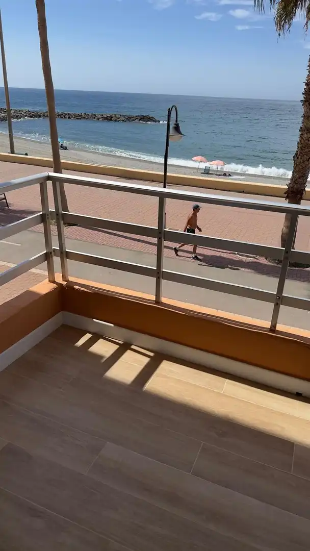 Piso de 80 m² en Adra