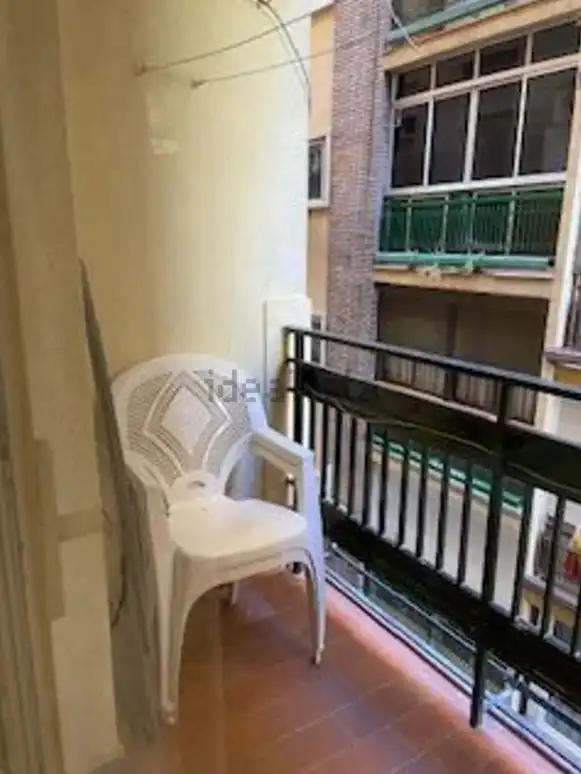 Piso de 98 m² en Granada