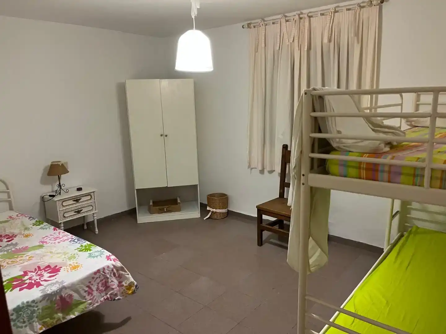 Piso de 130 m² en Molvízar