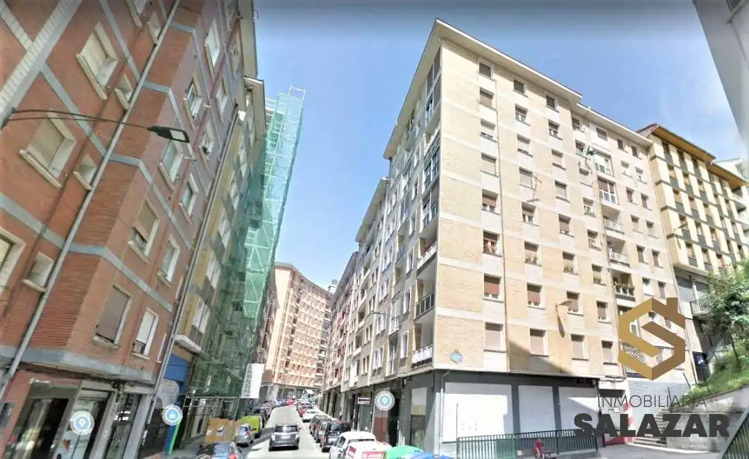 Piso de 81 m² en Bilbao