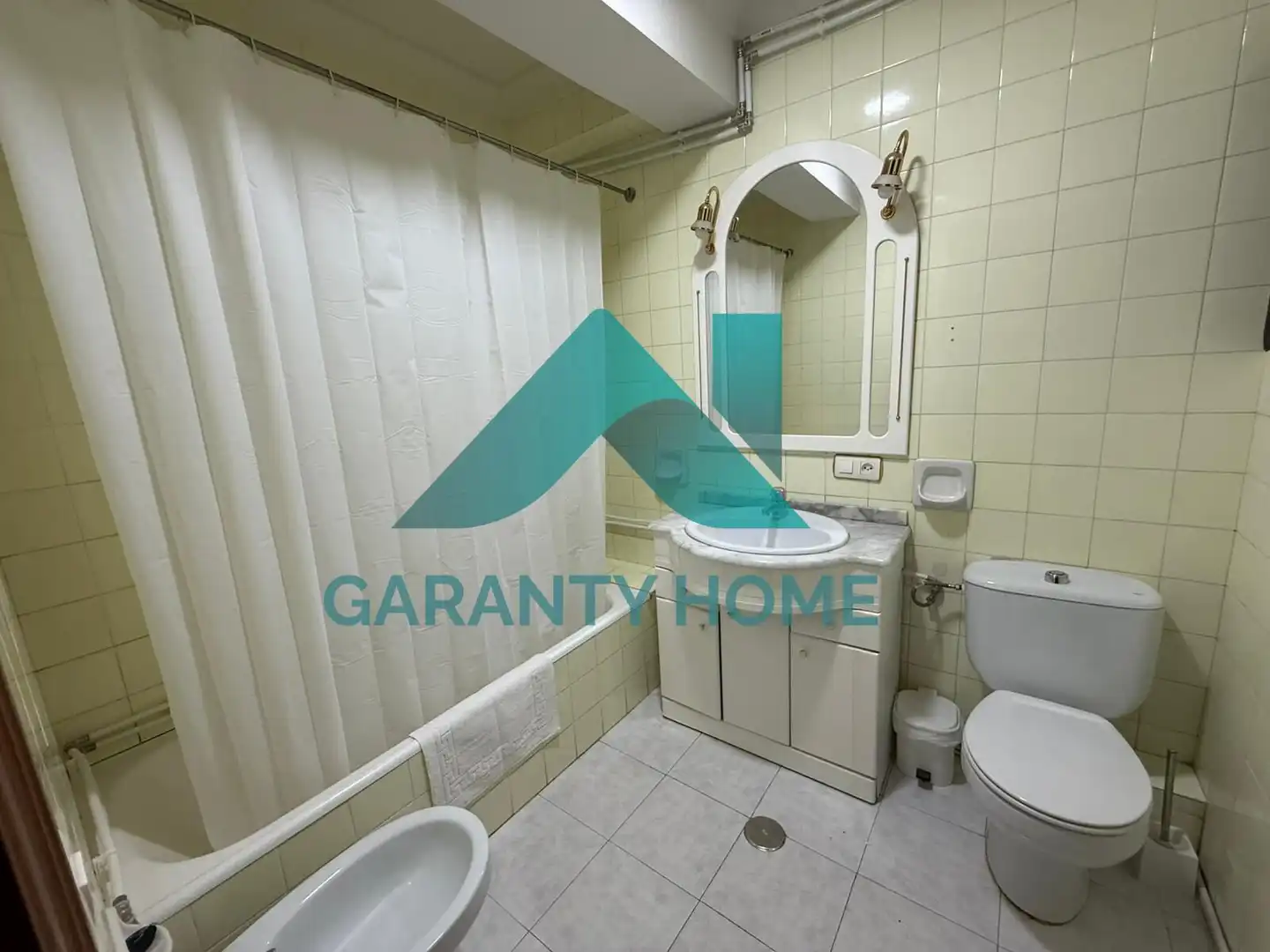 Piso de 140 m² en Cáceres