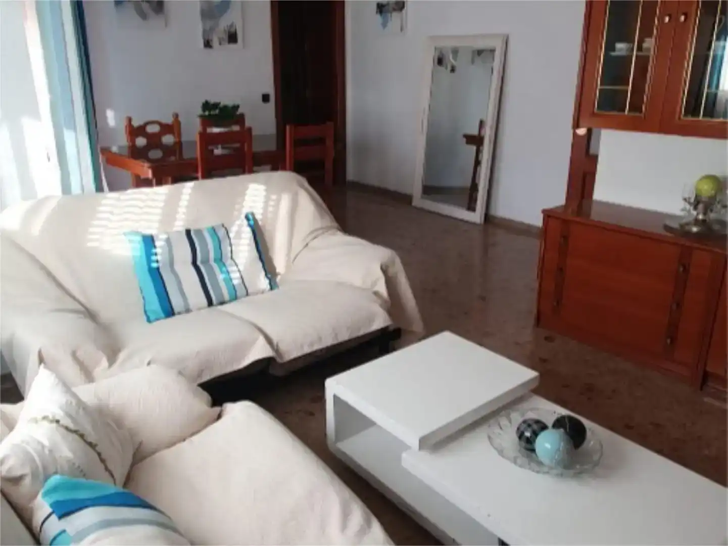 Piso de 95 m² en Linares
