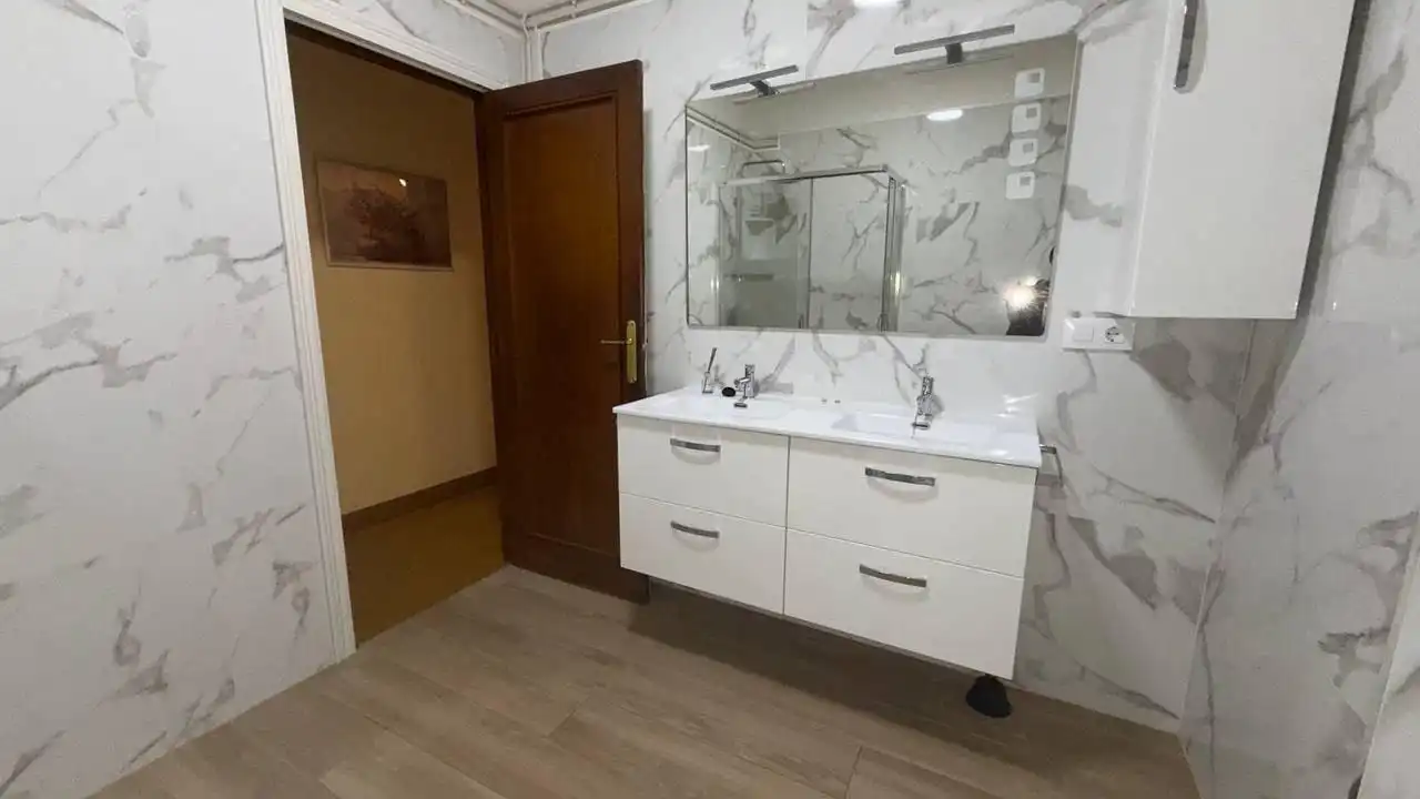 Piso de 95 m² en Ourense