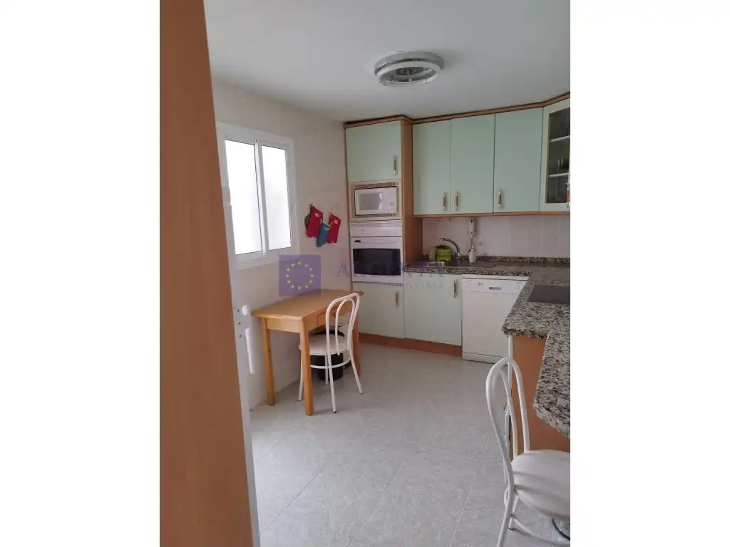 Piso de 80 m² en Cáceres