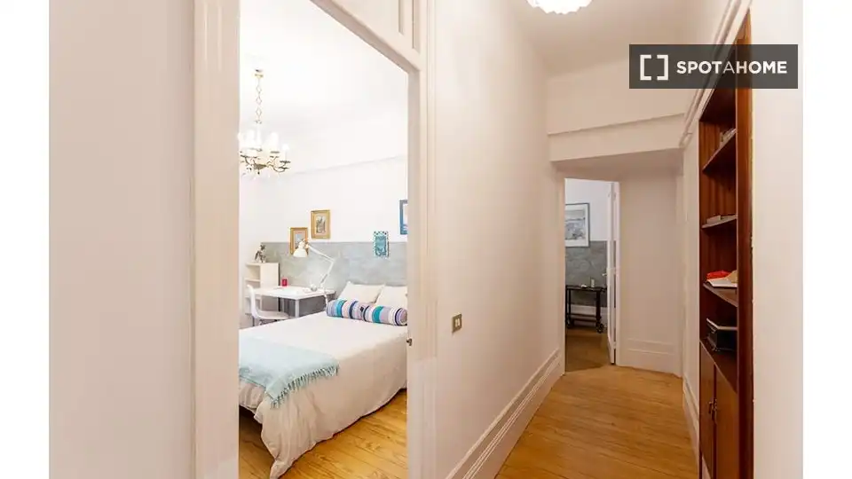 Habitación 196 m², Bilbao
