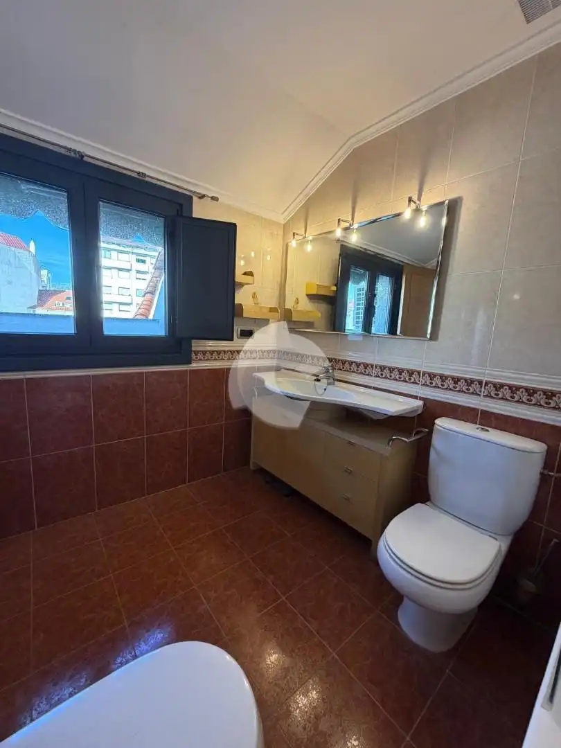 Pis de 130 m² a Ourense