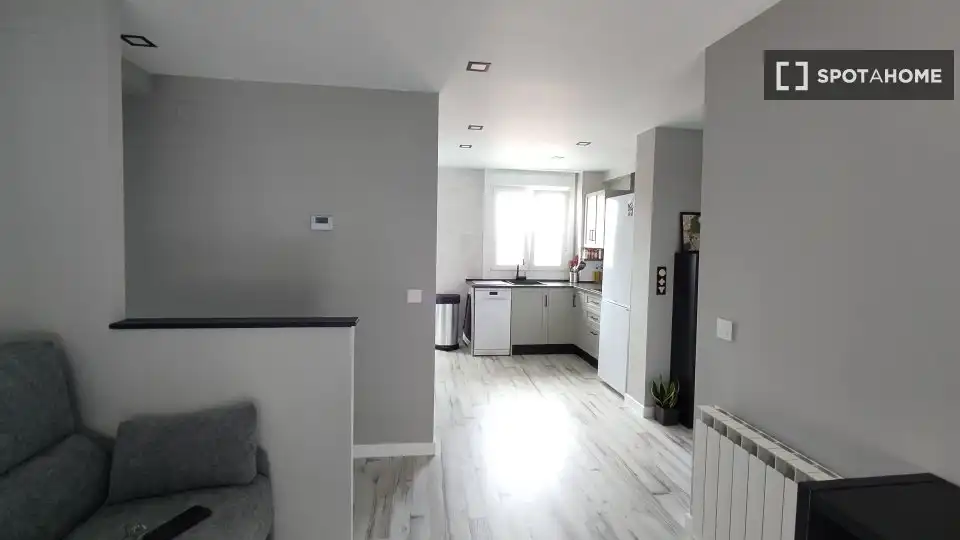 Habitación 86 m², Vigo