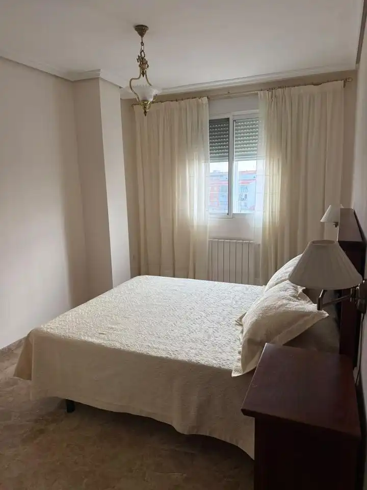 Piso de 100 m² en Albacete