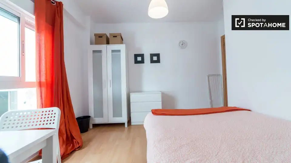 Habitació de lloguer, València