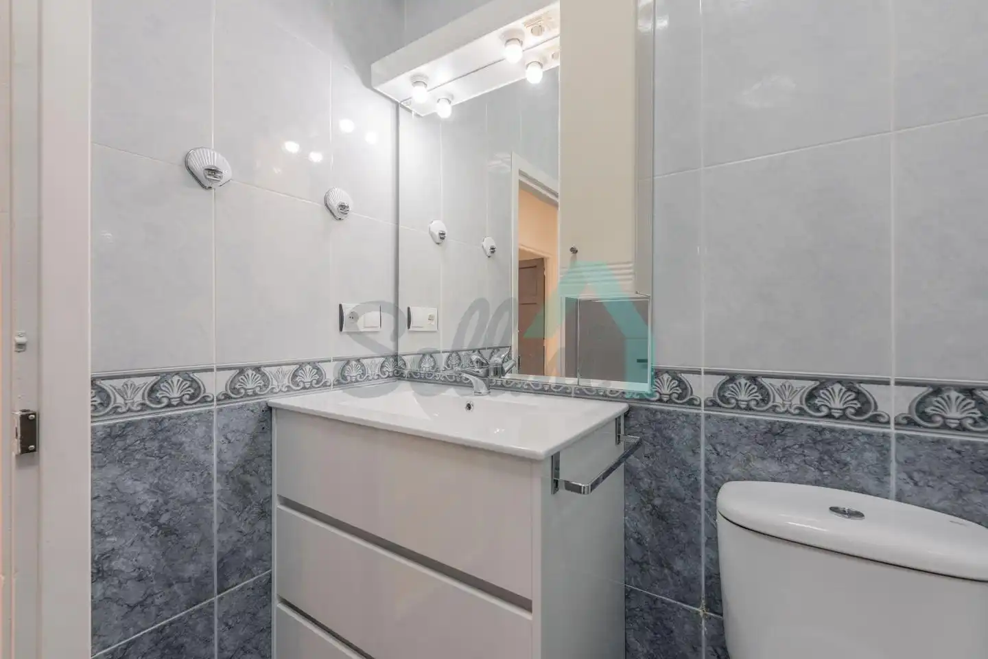 Habitación 83 m², Oviedo