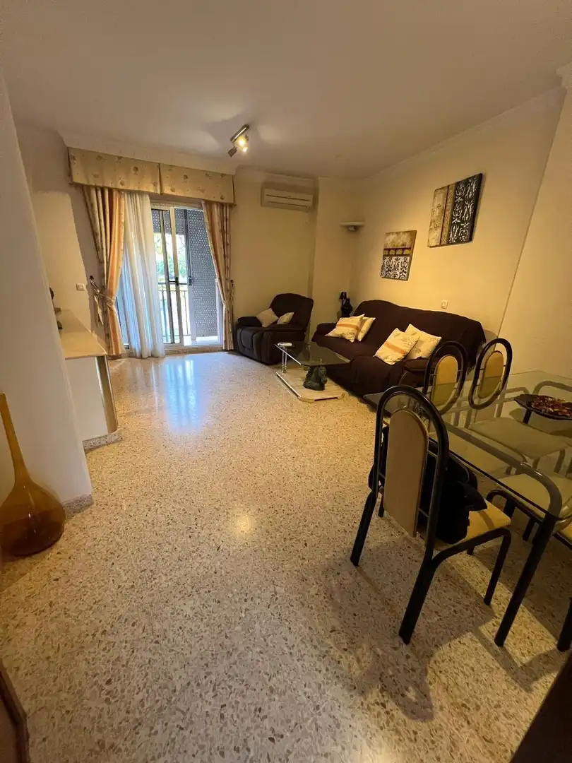 Piso de 98 m² en Sevilla