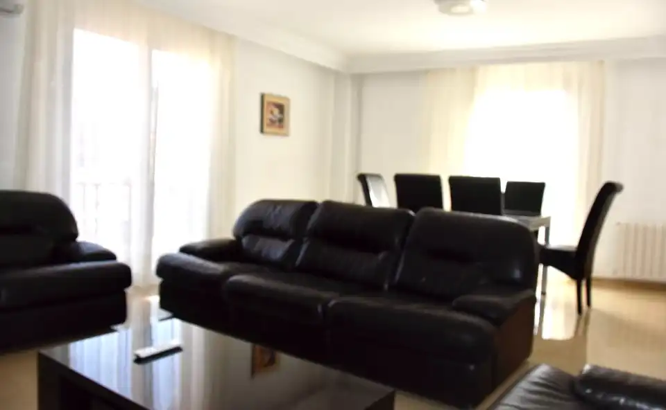 Piso en alquiler, Muro