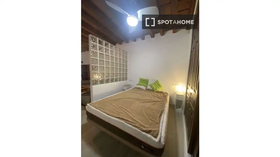 Habitación 62 m², Granada