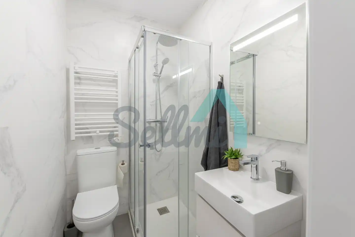 Habitación 97 m², Oviedo